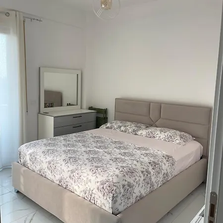 Sunset Apartment, Golem, Albania Seaview Apartment Golem (Tirana)