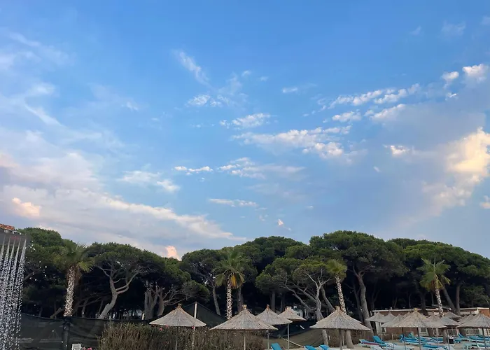 Sunset Apartment, Golem, Albania Seaview 格勒姆