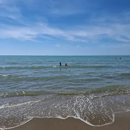 Sunset Apartment, Golem, Albania Seaview *